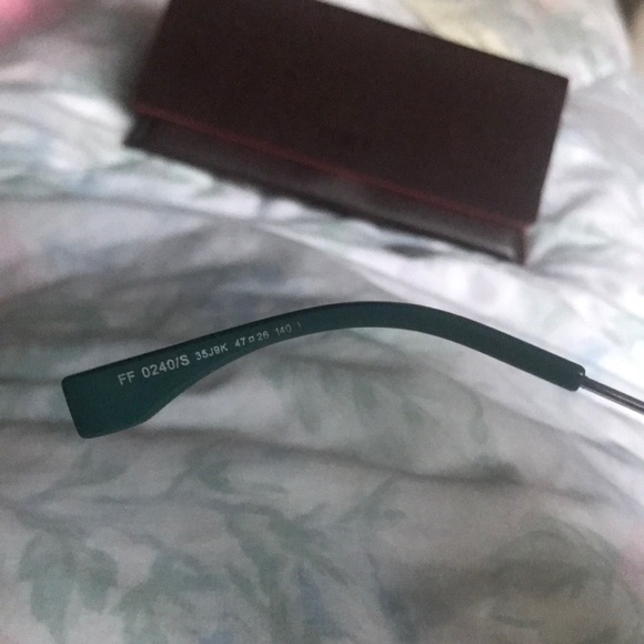 Sunglasses fendi